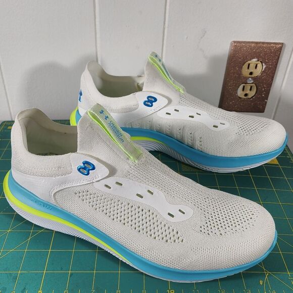 Under Armour UA Flow Synchronicity New Environment Running Shoes - Picture 4 of 12